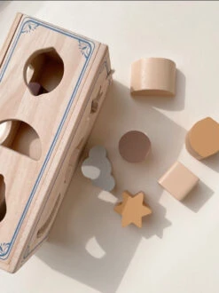 Konges Sløjd Wooden Shape Sorter 11 Konges Sløjd Wooden Shape Sorter -Kids Toys Store 1024x1024 31e9d737452e3320ef183494b523b8b1