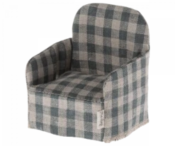 Maileg Plaid Chair -Kids Toys Store 11 2408 01 2 900x750 resize fill 2048x png