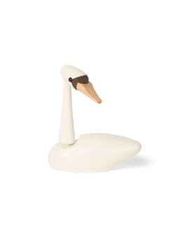 Spring Copenhagen The Cygnet (white) 6 Spring Copenhagen The Cygnet (white) -Kids Toys Store 2062 FSC svaneungen hvid 2 copyright spring copenhagen 1400x bd4a7d2c f74e 4502 89f9 62db26f48109