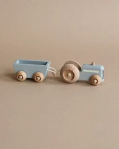 Konges Sløjd Wooden Tractor