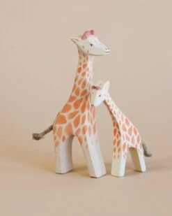 Ostheimer Small Giraffe - Head Low 6 Ostheimer Small Giraffe - Head Low -Kids Toys Store 2J2A7387