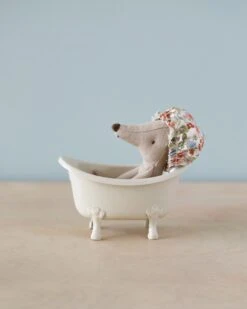 Maileg Bathtub (Miniature) -Kids Toys Store 2J2A8521 2