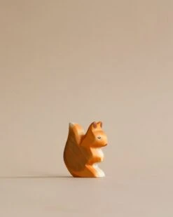 Handmade Holzwald Squirrel