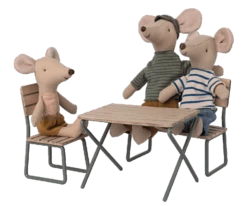 Maileg | Garden Table Set 6 Maileg | Garden Table Set -Kids Toys Store image 58 1600x 7f800afe 39b1 42f3 b6a7 73aa5e23d0db